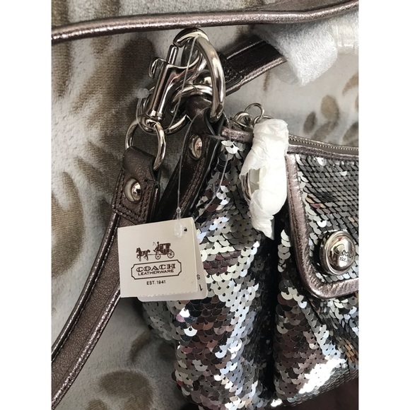 NWT RARE Coach gray sequin Poppy cross body bag - Picture 3 of 10